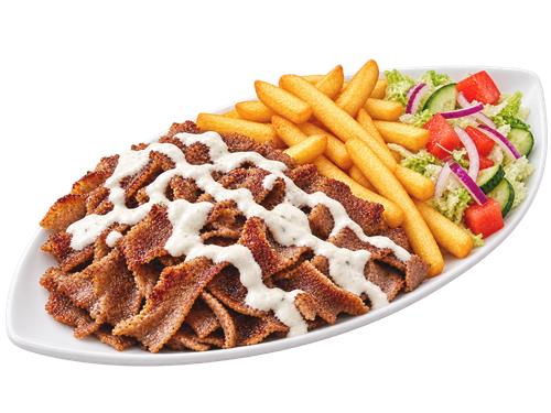 Dönerkebab med pommes frites og salat